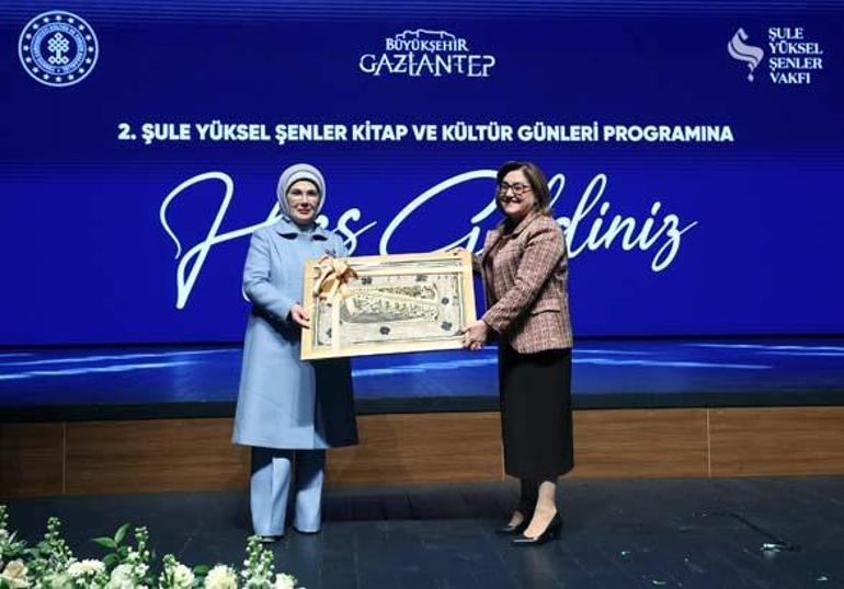 Emine Erdoğan Programda