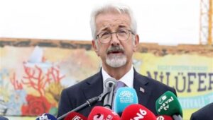 gozaltindaki eski nilufer belediye baskani turgay erdem adliyeye sevk edildi iLTz3hxx.jpg