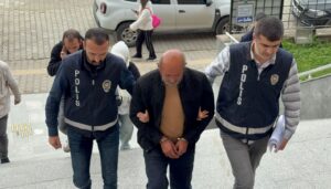 kiralik aracla kaza yapan oglu yuzunden banka soydu wzLgtiiZ.jpg